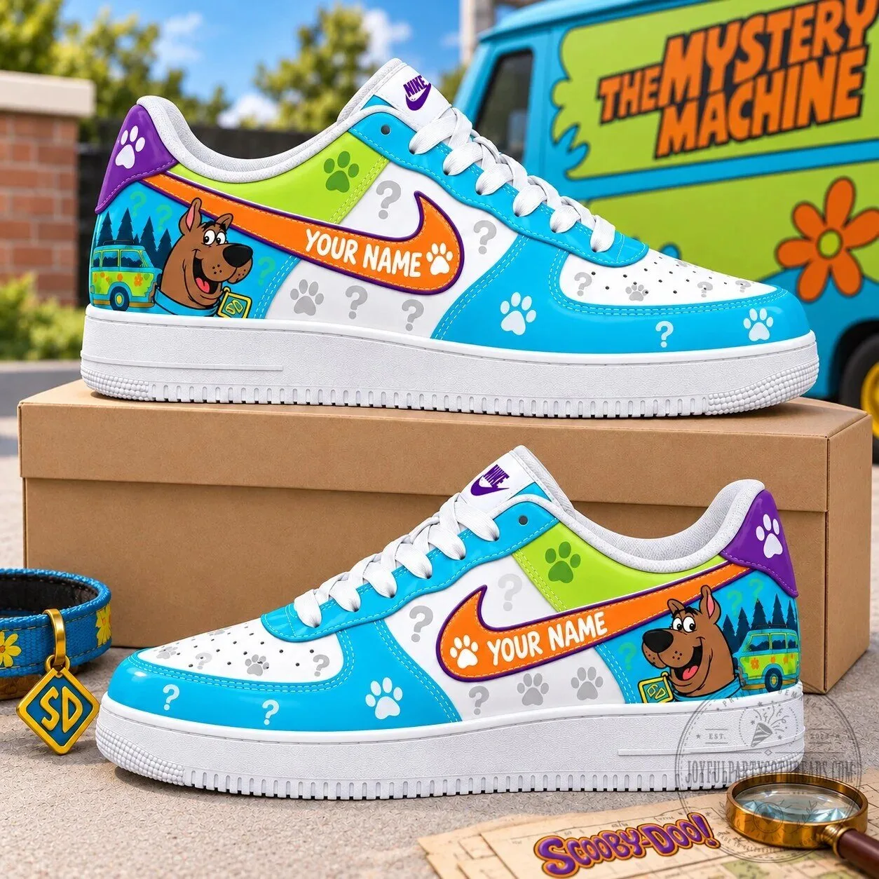 Personalized Scooby-Doo Mystery Machine Cartoon Character Low Top Shoes